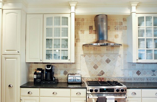 Central Business District Condo | Cozy 2BR Exec Penthouse in Downtown Kalamazoo + Parking & Urban Escape