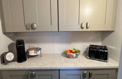 Perinton House | Cozy 2BR Fairport Village homenn