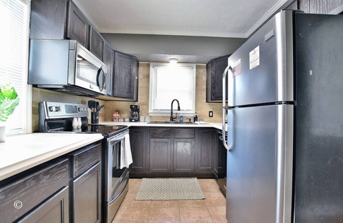 Columbus House | Cozy 2BR Retreat|close to Benning|Pet Friendly