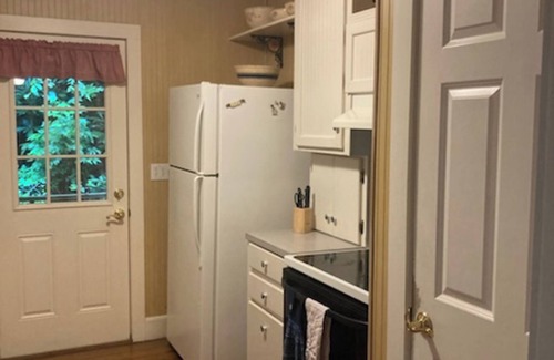 Rosman Cottage | Cozy 3 Bed Room Cabin in NC Mountians quiet gated community: Lots to see and do
