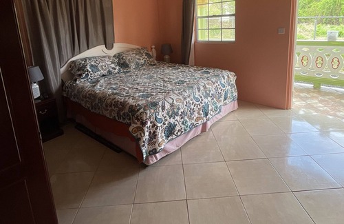 Piaye Apartment | Cozy 3 Bedroom 2 Bath Apartment/ Close to Amenities and Beach