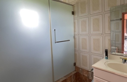 Piaye Apartment | Cozy 3 Bedroom 2 Bath Apartment/ Close to Amenities and Beach