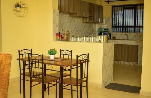 Viwanda Apartment | Cozy 3-bedroom all-Ensuite apartment in pleasant Nakuru with Fast WiFi & Netflix