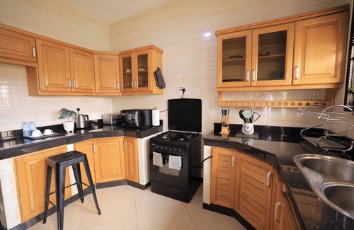 Kireka Apartment | Cozy 3-bedroom apartment in wonderful Kampala and we’ll equip