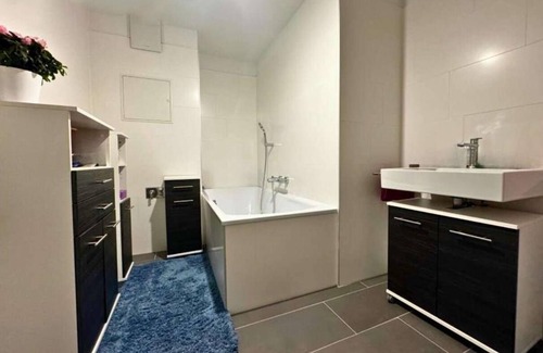 Donaustadt Apartment | Cozy 3 bedroom apartment near the subway, air conditioning, for families