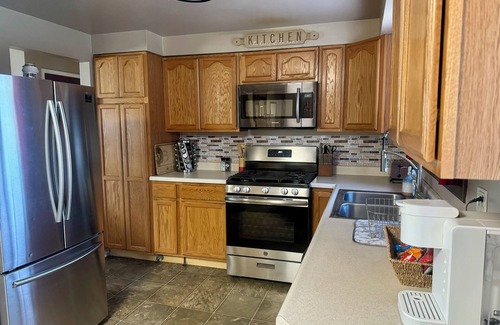 Klamath Falls House | Cozy 3 bedroom by airbase!