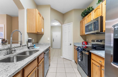 Windsor Hills Condo | Cozy 3-bedroom condo in charming Kissimmee, 2 miles from Disney world