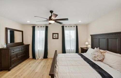 Indian Beach House | Cozy 3 Bedroom Family Beach Home in Galveston