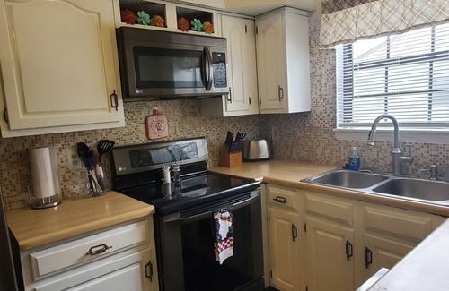 Oaklandon House | Cozy 3 bedroom house