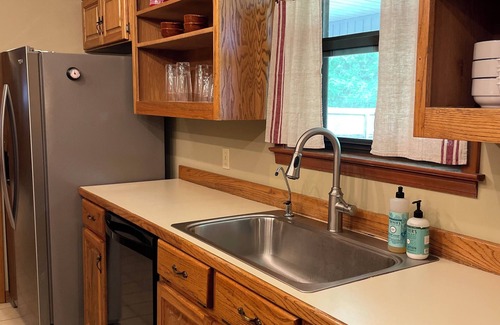 Meridian House | Cozy 3-bedroom house in Meridian