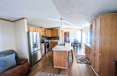 Ogallala House | Cozy 3 Bedroom, Near i80, Explore Ogallala + Lake McConaughy, 201 LnL
