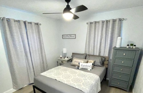 Winter Garden Cottage | Cozy 3 BR/2 BA Downtown Winter Garden Cottage property.