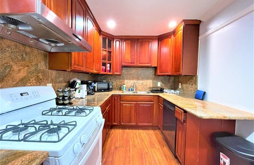 Lower Bal House | Cozy 3Br home/spectacular views/close to BayFair