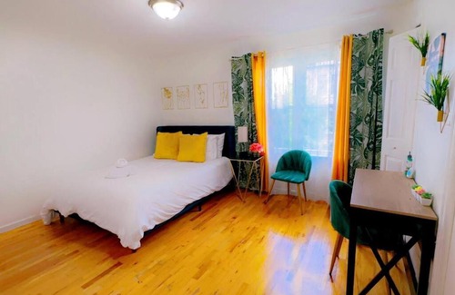 Weequahic Apartment | Cozy 3BR Stay, EZ Access to NYC