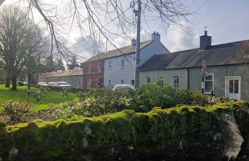 Blarney House | Cozy 4 bedroom House in Iconic village of Blarney .Cork City, 8km