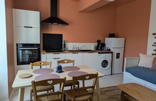 Beaulieu-sur-Loire Cottage | Cozy 4-person cottage, terrace, near Loire