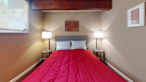 Auburn Apartment | Cozy 4BR with King Bed and Furnace