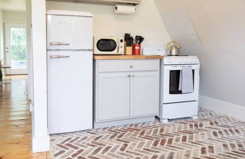 Essex Junction House | Cozy A-Frame near Burlington & Smuggler's Notch