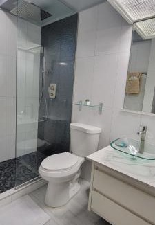 New Kingston Apartment | Cozy Accommodations - Abbey Hope View
