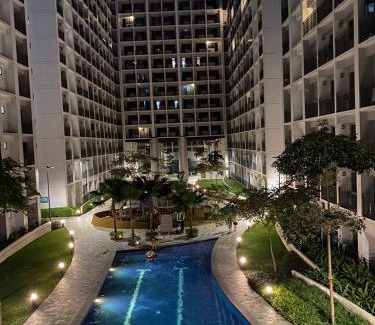 Barangay 76 Apartment | Cozy & Aesthetic walking distance to MOA,near NAIA AIRPORT with NETFLIX,MINIVIDEOKE,BOARDGAMES-DUXE3