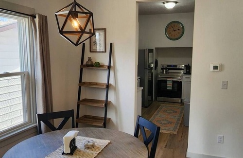 Sioux City House | Cozy American Style Cottage
