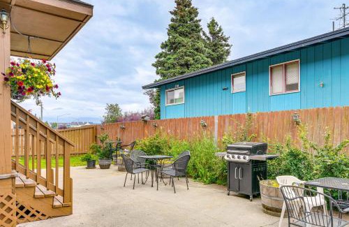 Midtown Anchorage Apartment | Cozy Anchorage Apartment with Mountain Views