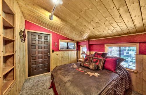 Ridgewood House | Cozy and central Tahoe cabin with private hot-tub outdoor fireplaces close to slopes