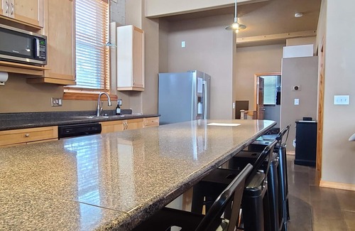 Roosevelt House | Cozy and Charming Vacation Rental Near Downtown Fargo