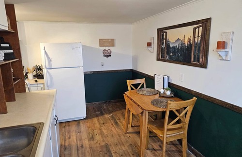 Sault Ste. Marie Apartment | Cozy and Convenient