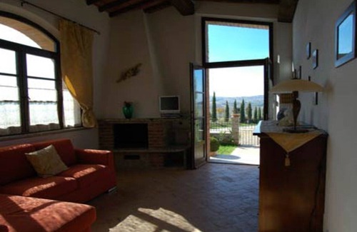 Ville di Corsano Other | Cozy and intimate Radi apartment with lovely loggia and view.