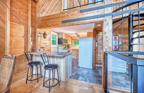 Calabogie Ski Chalet | Cozy and Modern Chalet