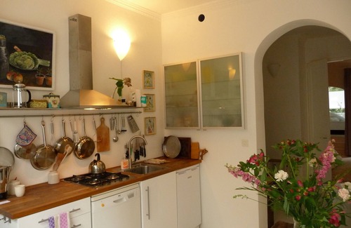 Oude Pijp Apartment | Cozy and Stylish Apt with garden in city center.