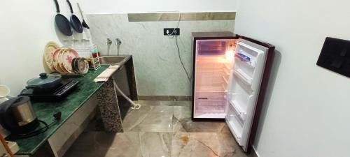 Greater Noida House | Cozy and Tranquil nest with wifi and homely care