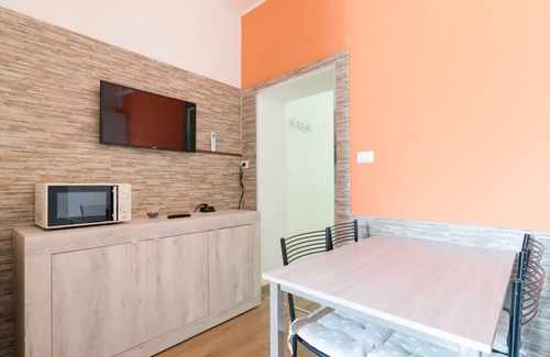 Isola del Bosco - Delle Corti Apartment | Cozy apartment of about 40 square meters, perfect for hosting up to 3 people, located on the second floor of a building with elevator and external balcony.The property is located 750m from the M1 Sesto Marelli stop, in an area full of services and well c