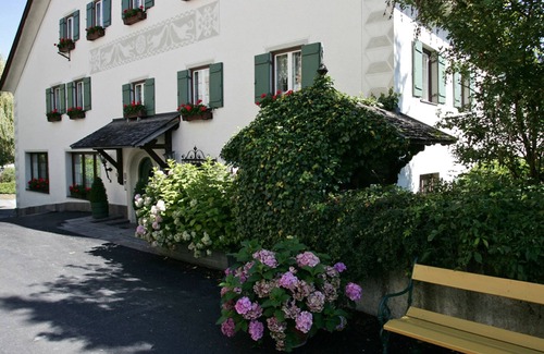 Telfes im Stubai Apartment | Cozy apartment for 4 persons, swimming pool, garden, cable cars free of charge