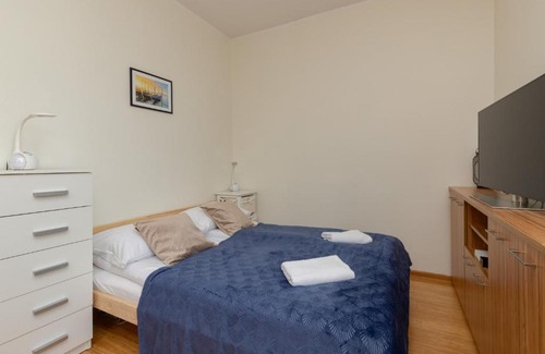 Wzgorze Swietego Maksymiliana Apartment | Cozy Apartment Batalionów Chłopskich in Gdynia by Noclegi Renters