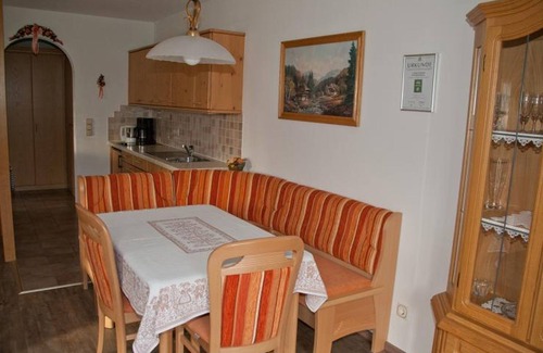 Weissbach Apartment | Cozy apartment for 1-3 persons, balcony and view of the mountain panorama