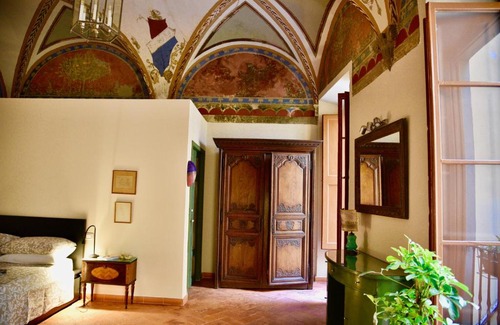 Santo Spirito Apartment | Cozy apartment in a private museum in Oltrarno