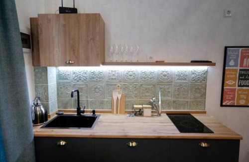 Tbilisi Apartment | Cozy Apartment in a very heart of Old Tbilisi
