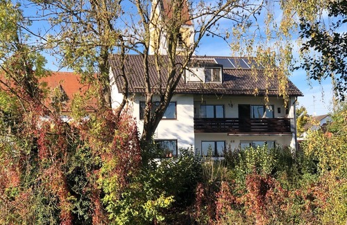 Dachau District Apartment | Cozy apartment in the country for 6 people - 25 minutes to Munich