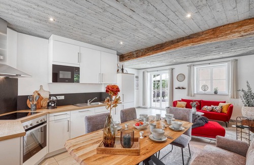 Irrhausen Apartment | Cozy apartment in Irrhausen with sauna