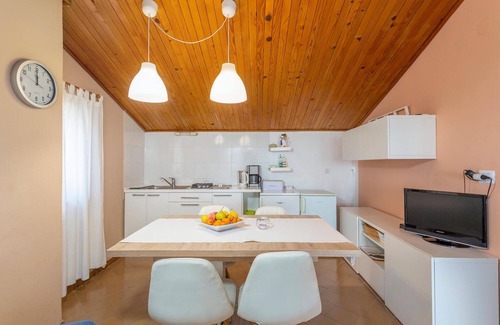 Municipality of Omisalj Apartment | Cozy apartment in Omisalj with WiFi