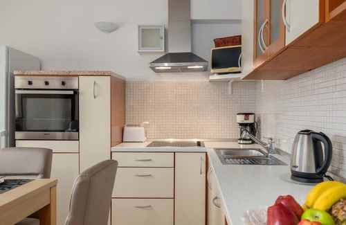 Zbandaj Apartment | Cozy apartment in Porec with WiFi