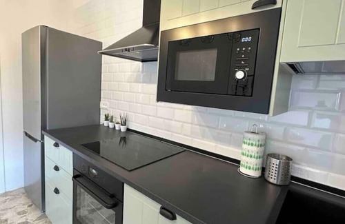 San Faustino-Madonnina-Quattroville Apartment | Cozy apartment in strategic location