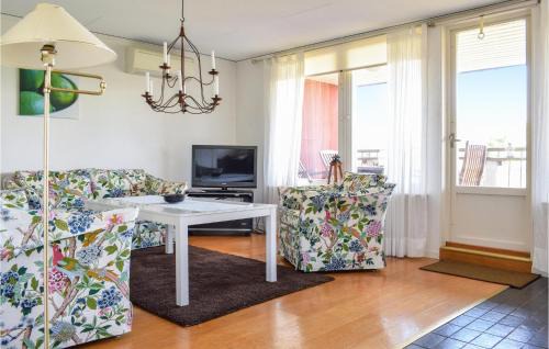 Vetlanda Municipality Apartment | Cozy Apartment In Vetlanda With Sauna