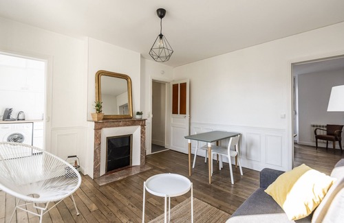 Reims Apartment | Cozy apartment renovated to less than 10 minutes walk from the station!
