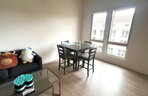 Irvine Apartment | Cozy Apartment right next to Irvine Spectrum! ♥