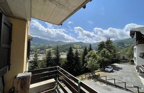 Fiumalbo Apartment | Cozy apartment with a view of Mount Cimone