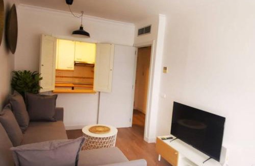 San Blas-Canillejas Apartment | Cozy apartment with parking, gym, pool and padel - Pirra
