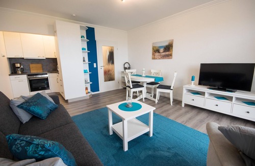 Sahlenburg Apartment | Cozy apartment with swimming pool and direct lake view